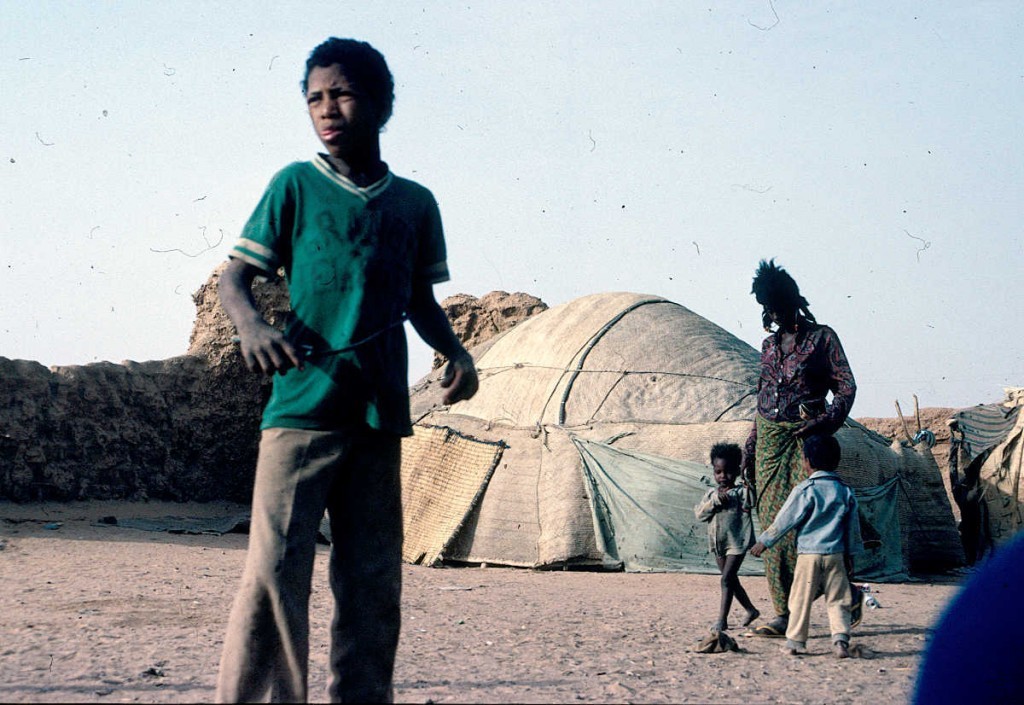 In den Slums von Agadez, hier wohnten wir bei den Tuaregs